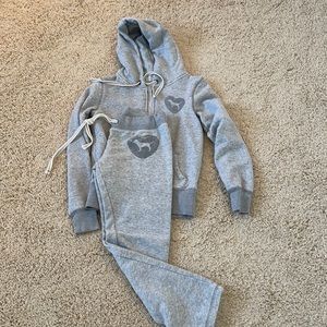 Sweatsuit